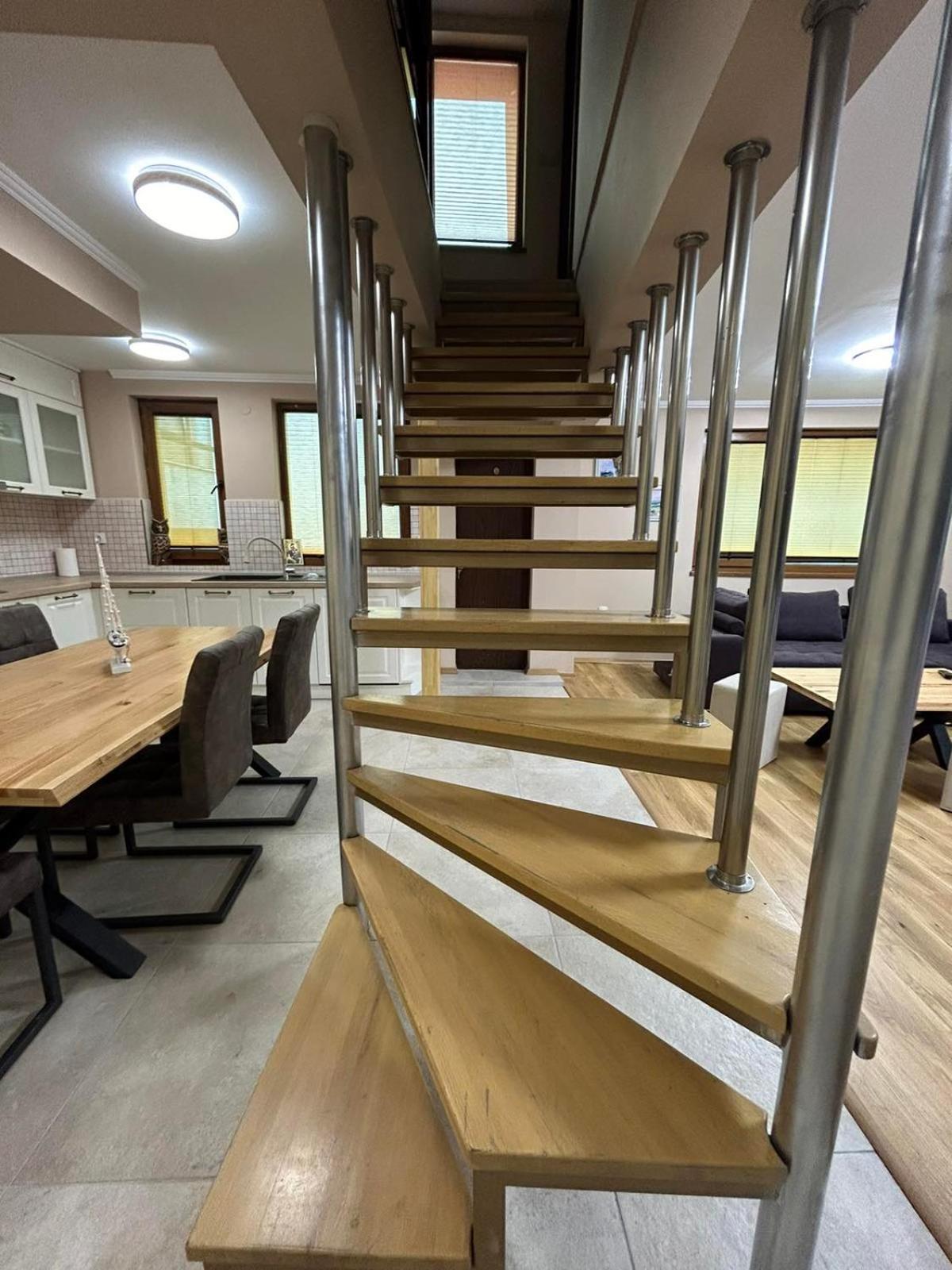 Center House Apartment